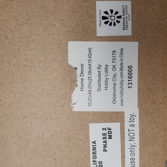 Less is more unless its coffee wall decor - Picture 2 of 2